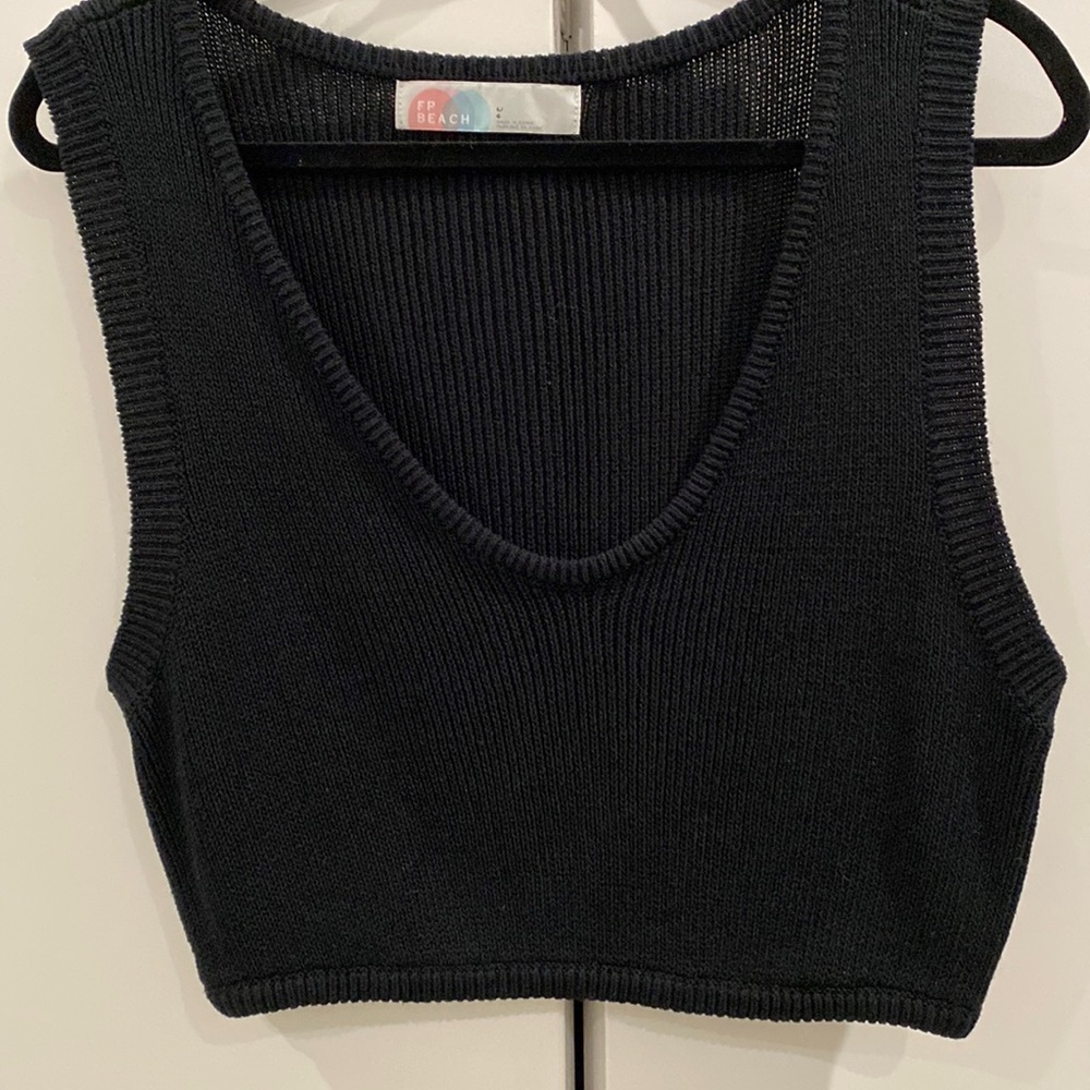 Crop knit top